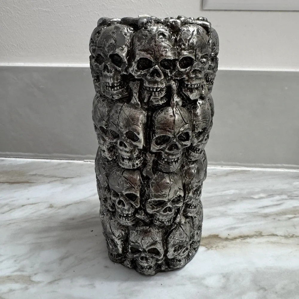 HALLOWEEN‎ SILVER STACKED Small SKULLS PILLAR CANDLE.  6